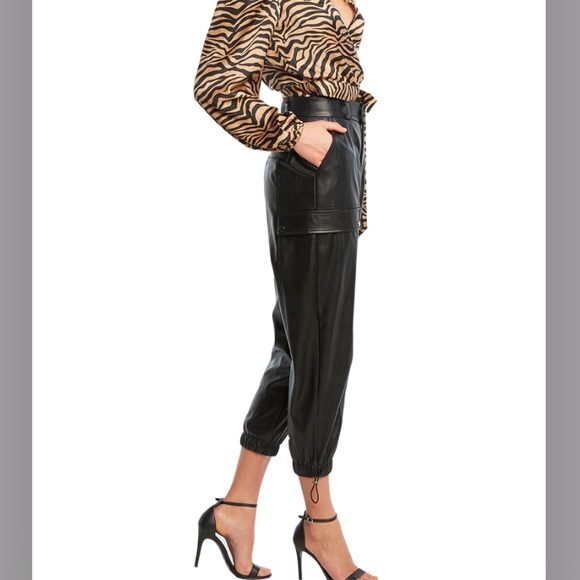 NWOT Bardot Vegan Leather Riley Cargo Pants in Black - Picture 4 of 10